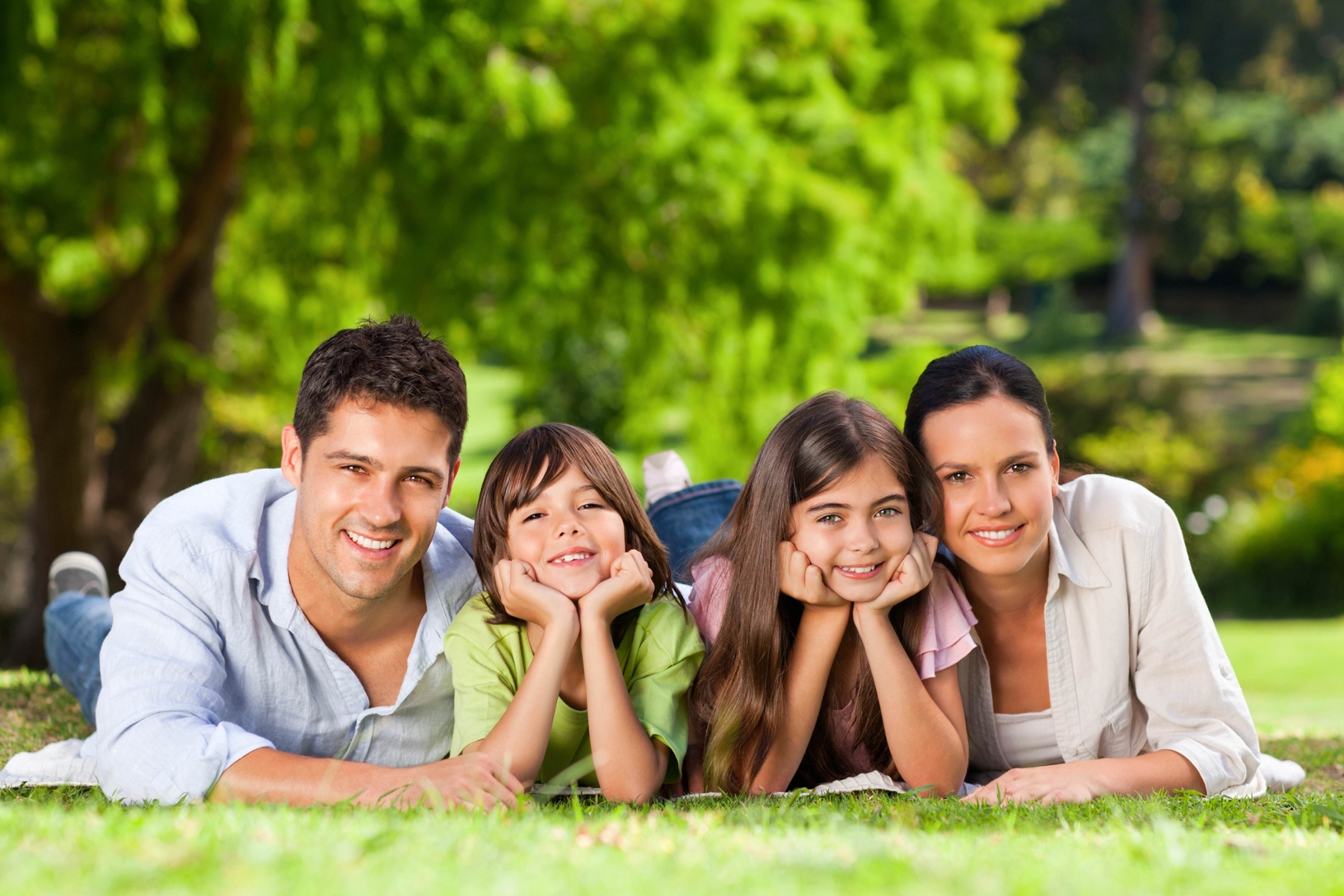 Family smiling outside, glendale ca