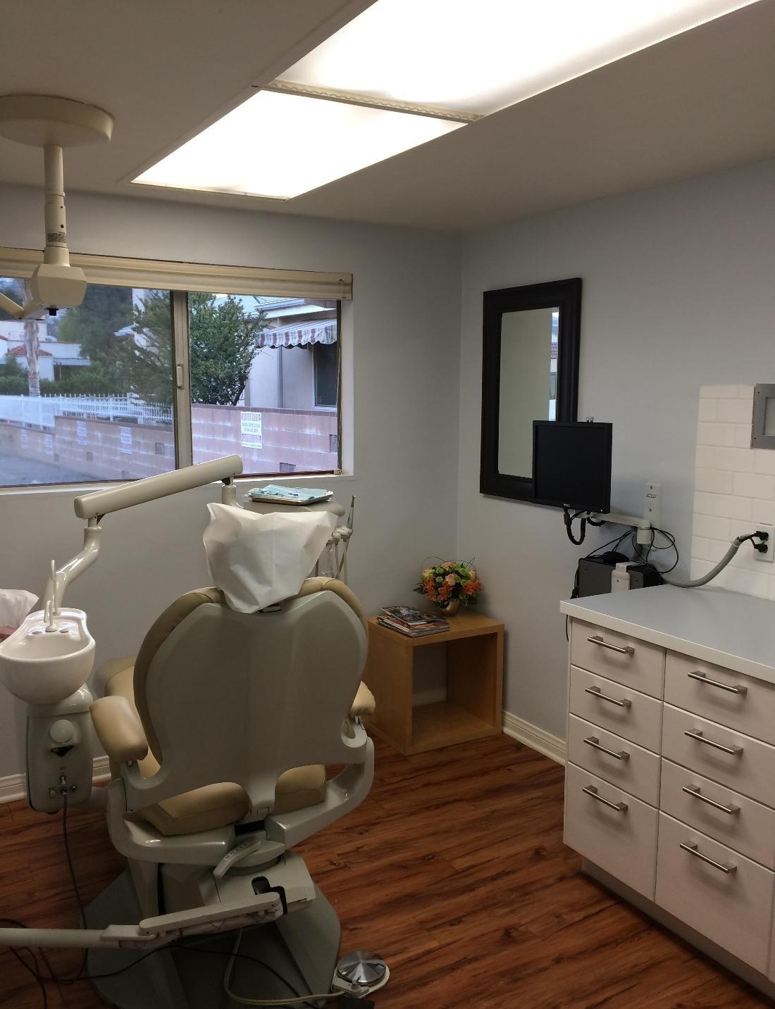 dental exam chair | glendale ca dentist