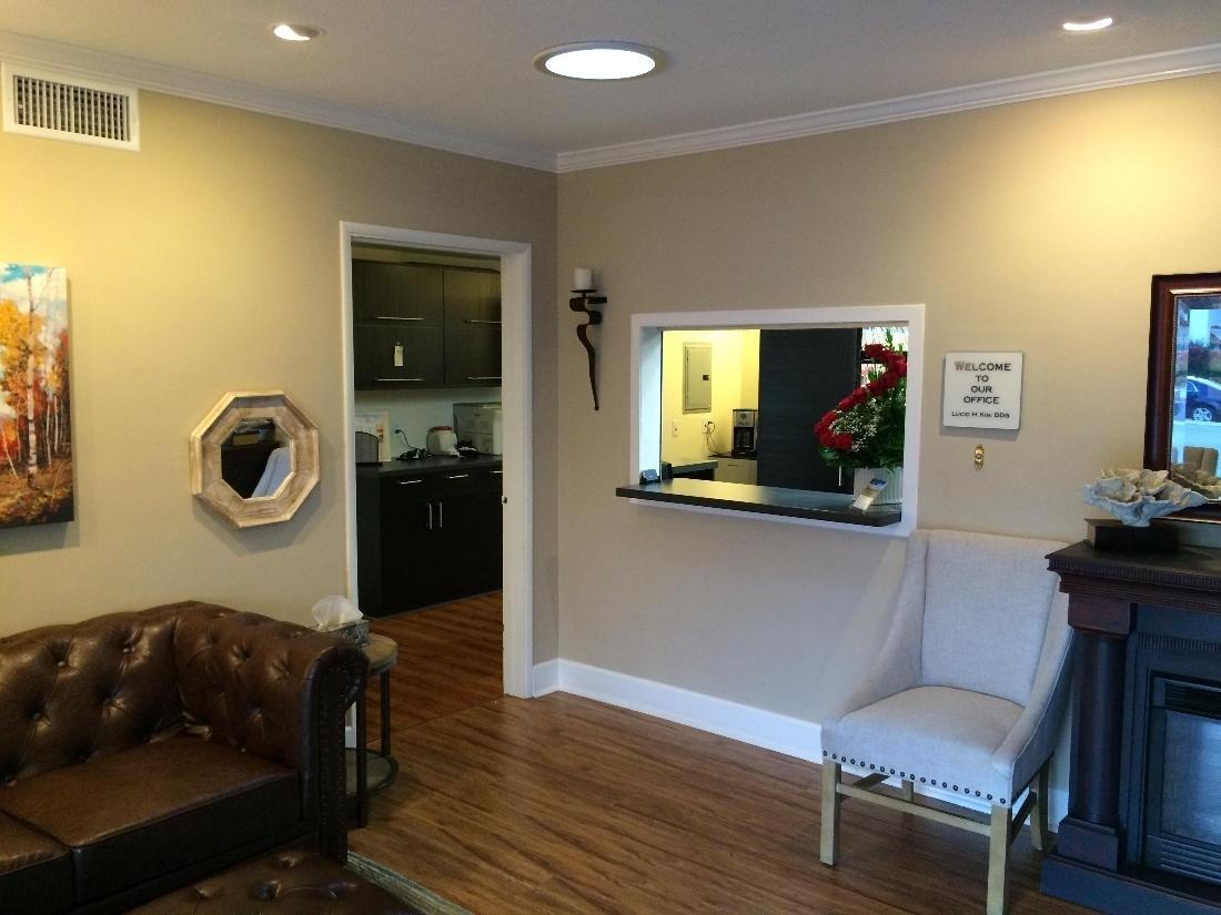 Waiting room at dental office | Dentist Glendale CA